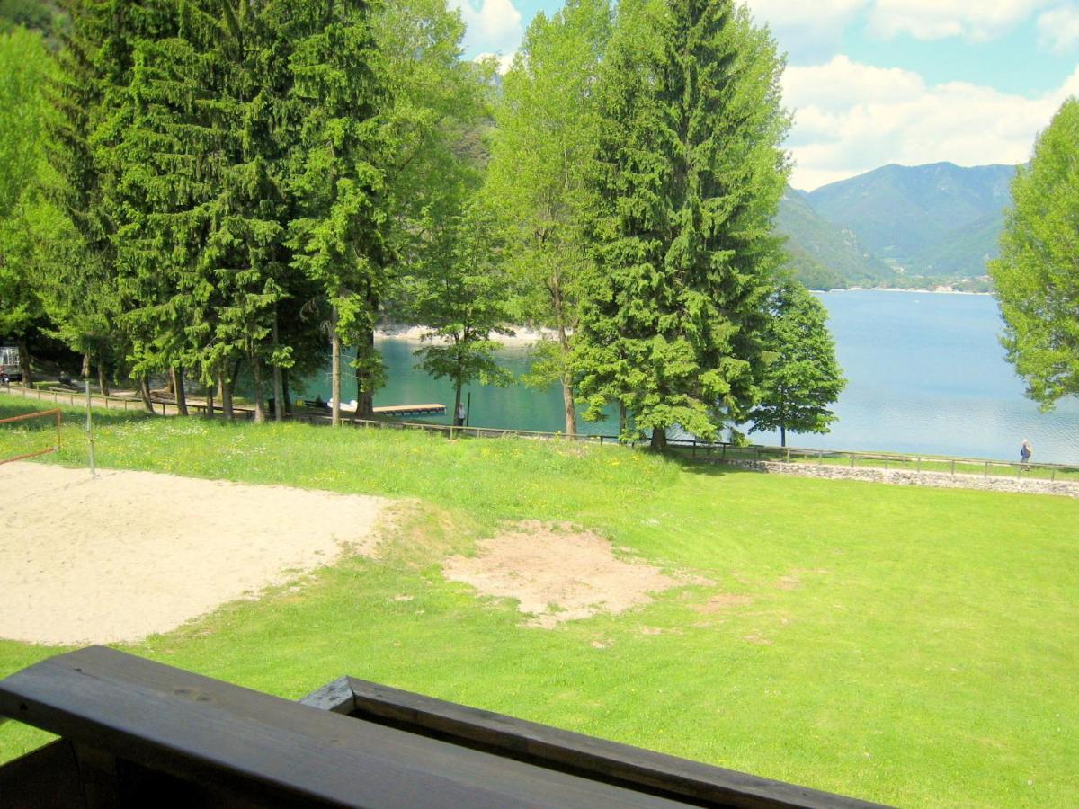 Belvilla By Oyo Villa Etti Bilo - Fronte Lago مولينا دي لادرو المظهر الخارجي الصورة