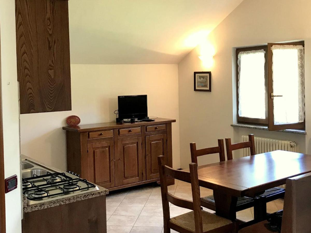 Belvilla By Oyo Villa Etti Bilo - Fronte Lago مولينا دي لادرو المظهر الخارجي الصورة